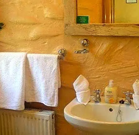 Lissyclearig Thatched